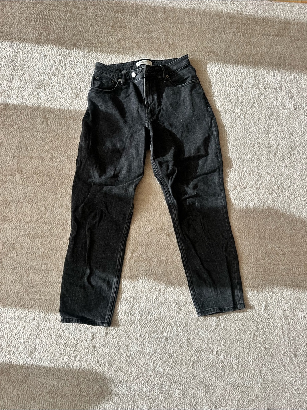 Abercrombie & Fitch Curve Love Mom High Rise Jeans